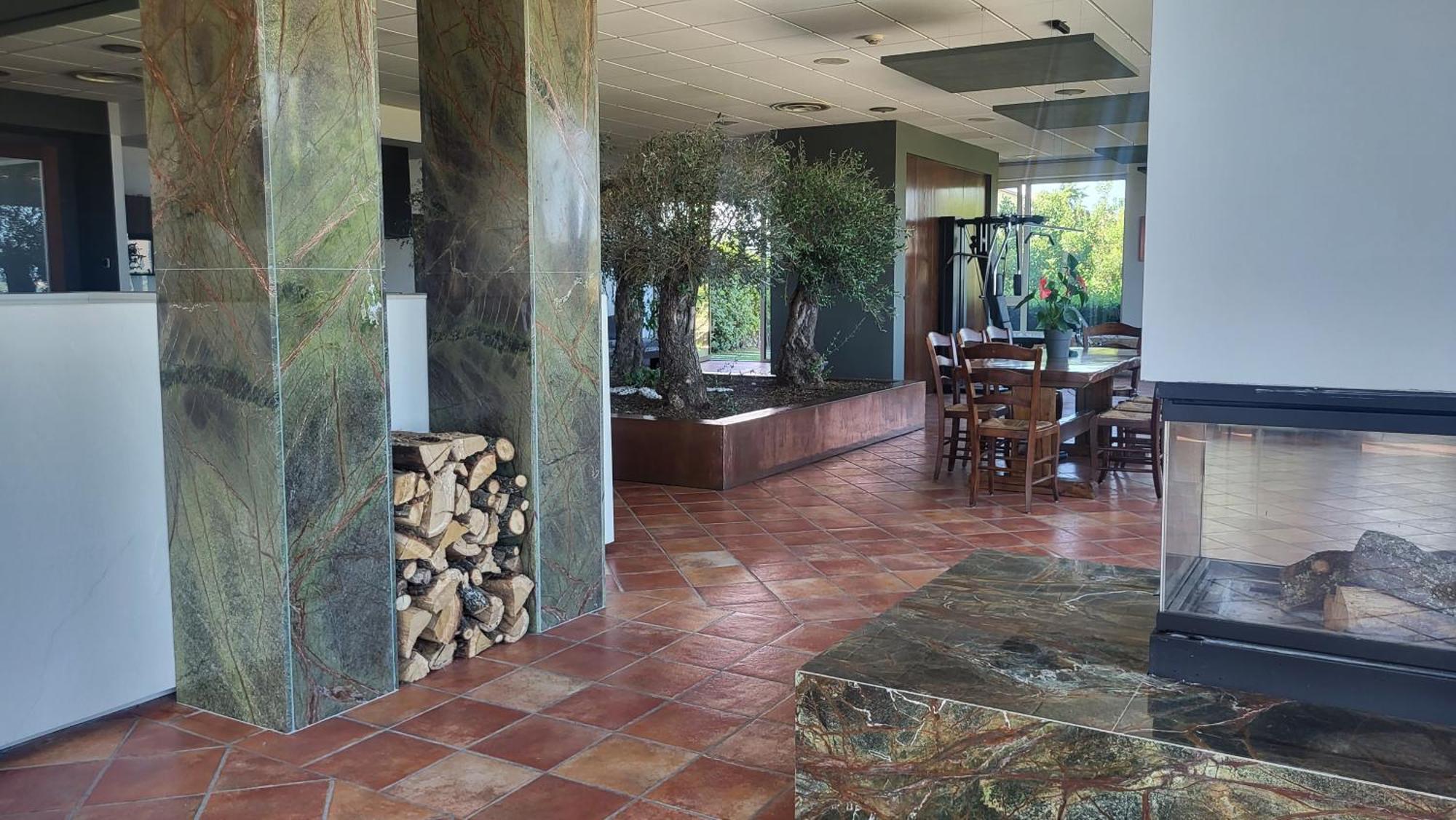 Bellavista Suite Spa Staffolo Exterior photo